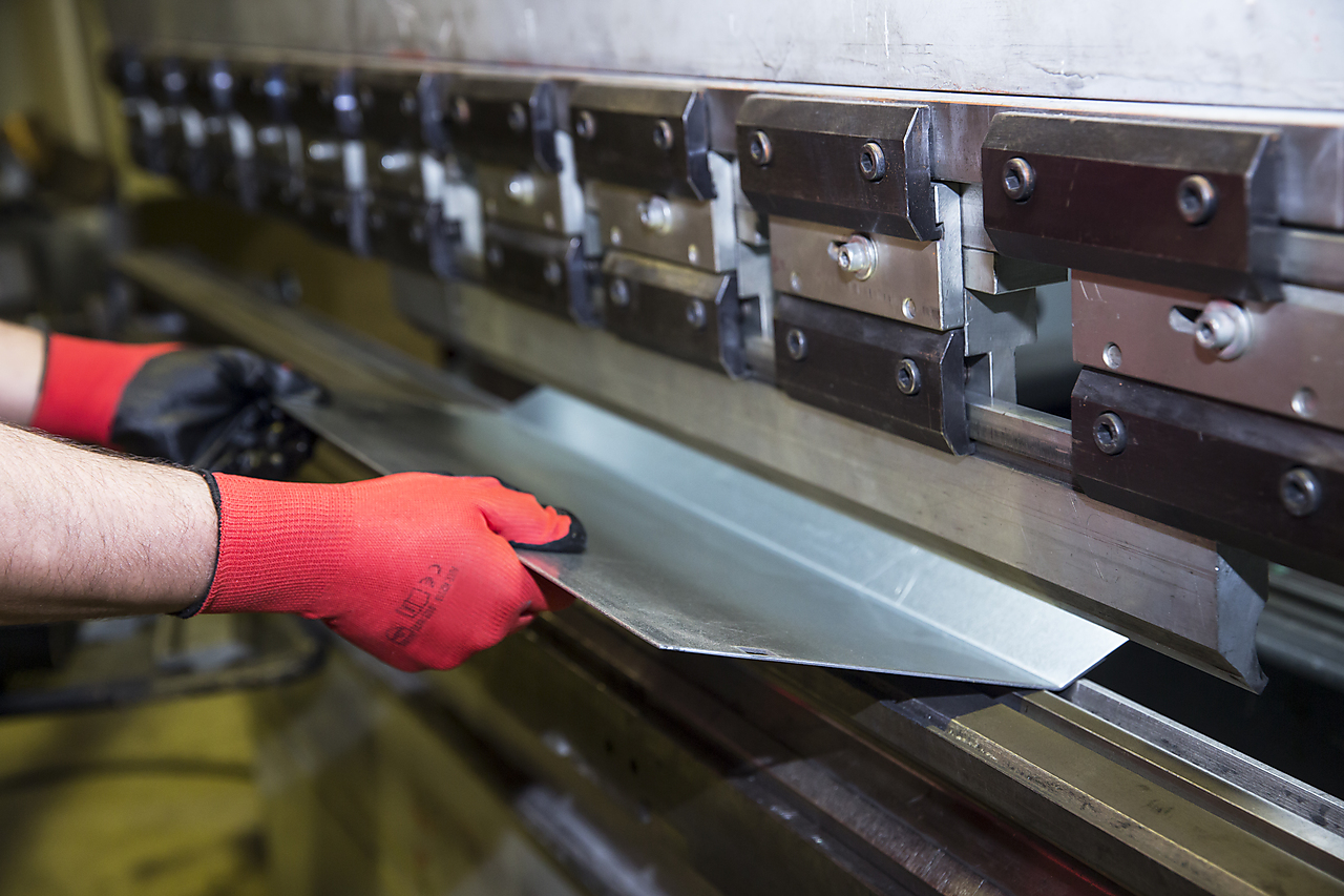 Understanding the Differences of Fabrication and Welding